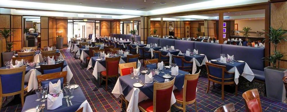Grange Bracknell Hotel Exterior foto